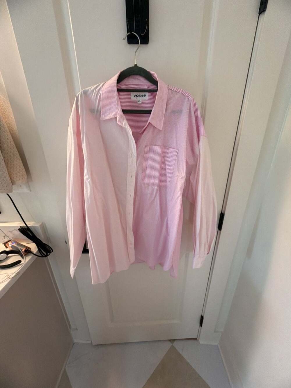Vigoss Pink Striped Button Down Shirt Size XL